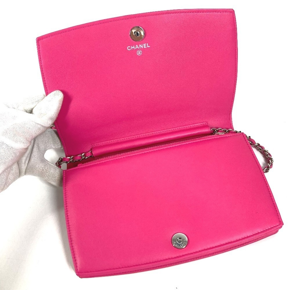CHANEL Authentic Pink Leather Wallet - Picture 10 of 16